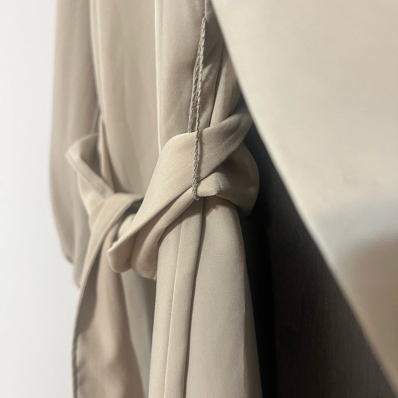 Dresses & Skirts - Long Sleeve Maxi Dress w/ Belt